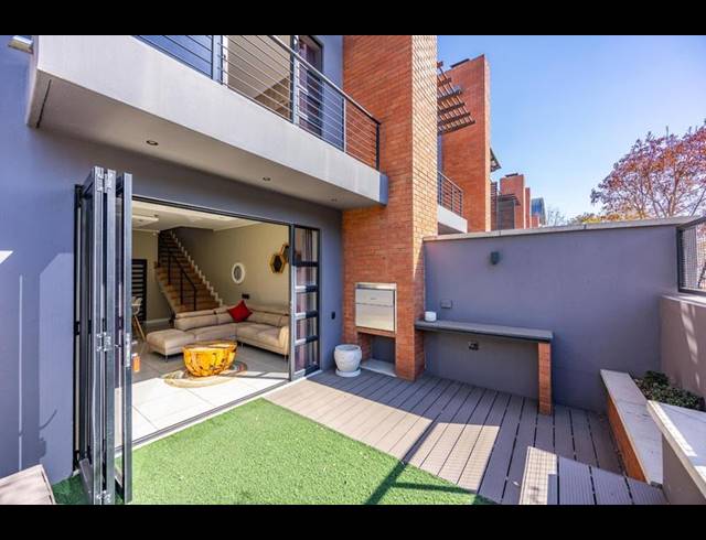 2 BEDROOM DUPLEX FOR SALE IN HAZELWOOD